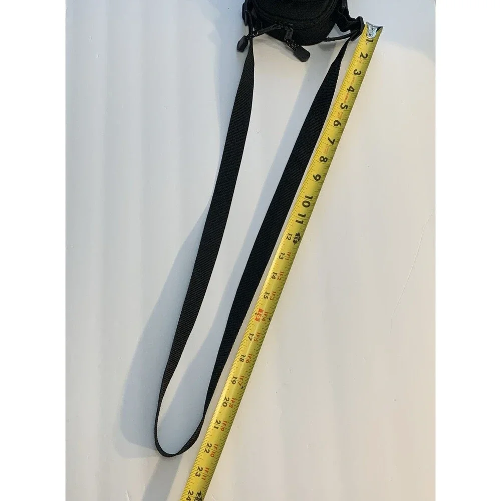 Tamrac Camera Case Bag 5220 Black Adjustable Strap Zippered Closure Front Pocket